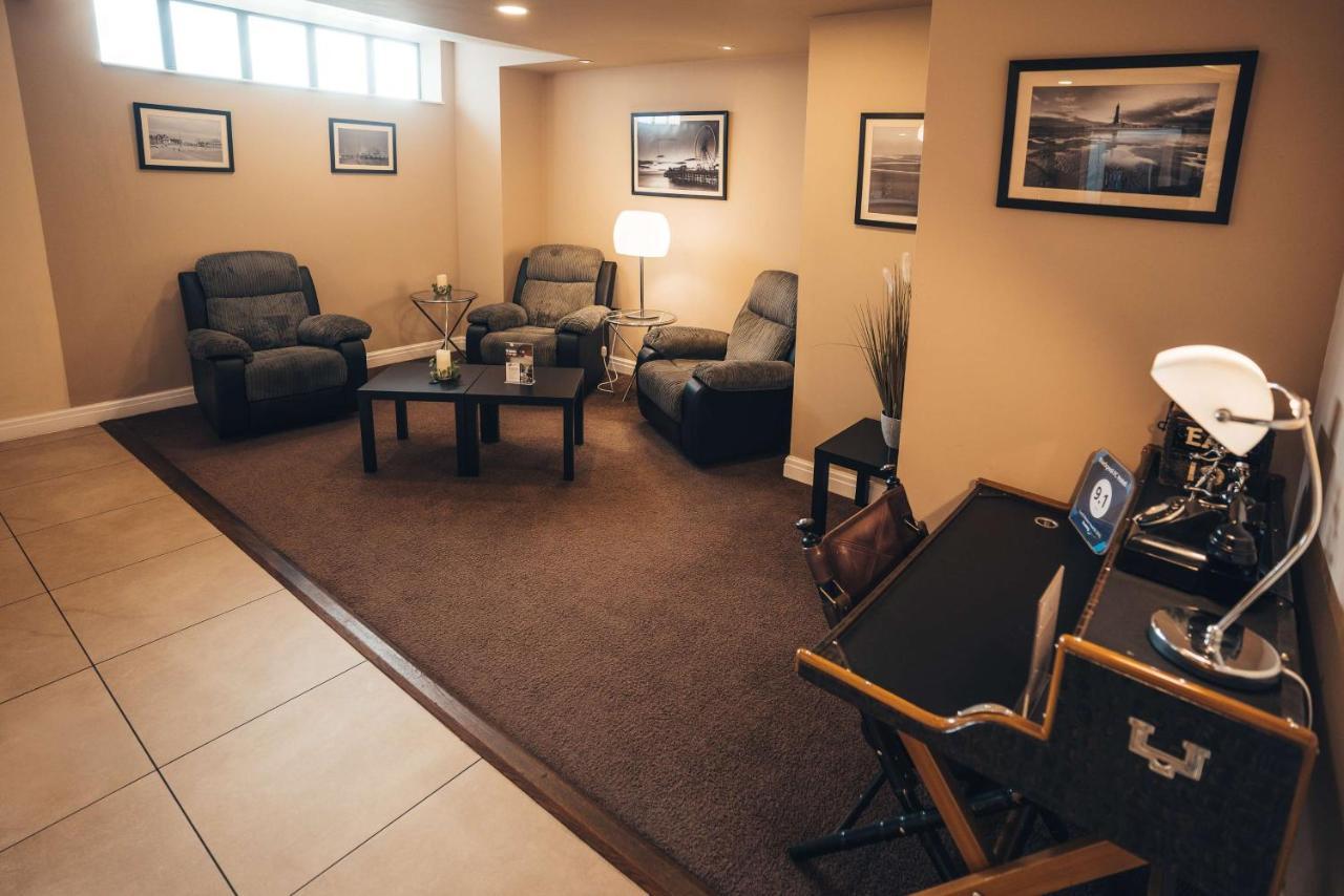 Blackpool Football Club Stadium Hotel, A Member Of Radisson Individuals Exteriör bild