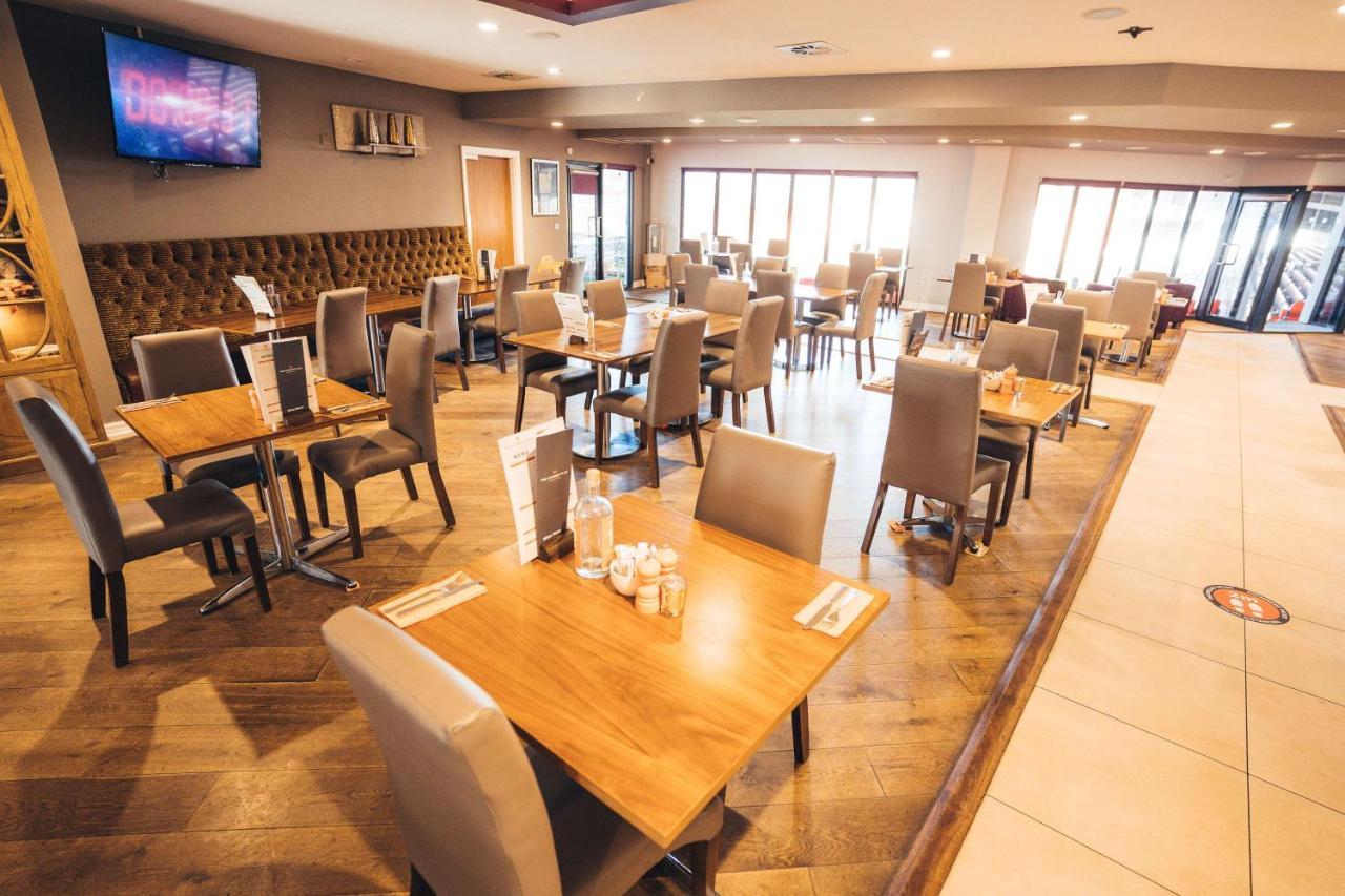Blackpool Football Club Stadium Hotel, A Member Of Radisson Individuals Exteriör bild