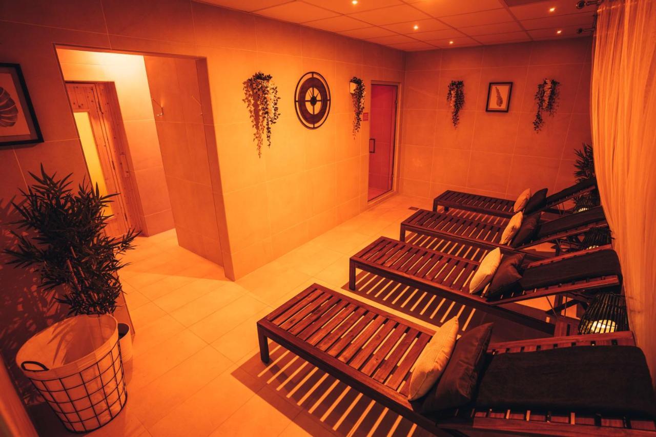 Blackpool Football Club Stadium Hotel, A Member Of Radisson Individuals Exteriör bild